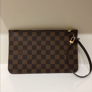 Louis Vuitton Neverfull MM Damier Ebene Wristlet